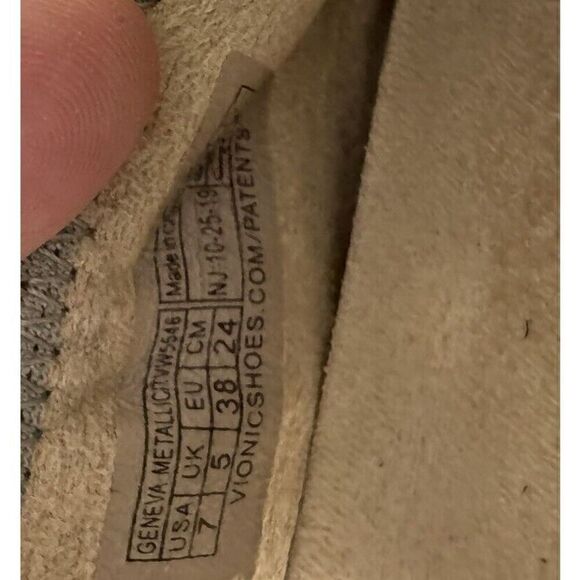 Vionic Geneva Metallic Sz 7 Women's Perf Leather Ballet Flat Shoe Pewter - Picture 7 of 7